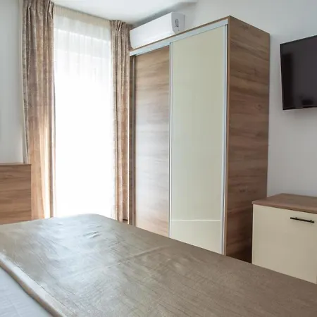 & Toni 4* Стобреч